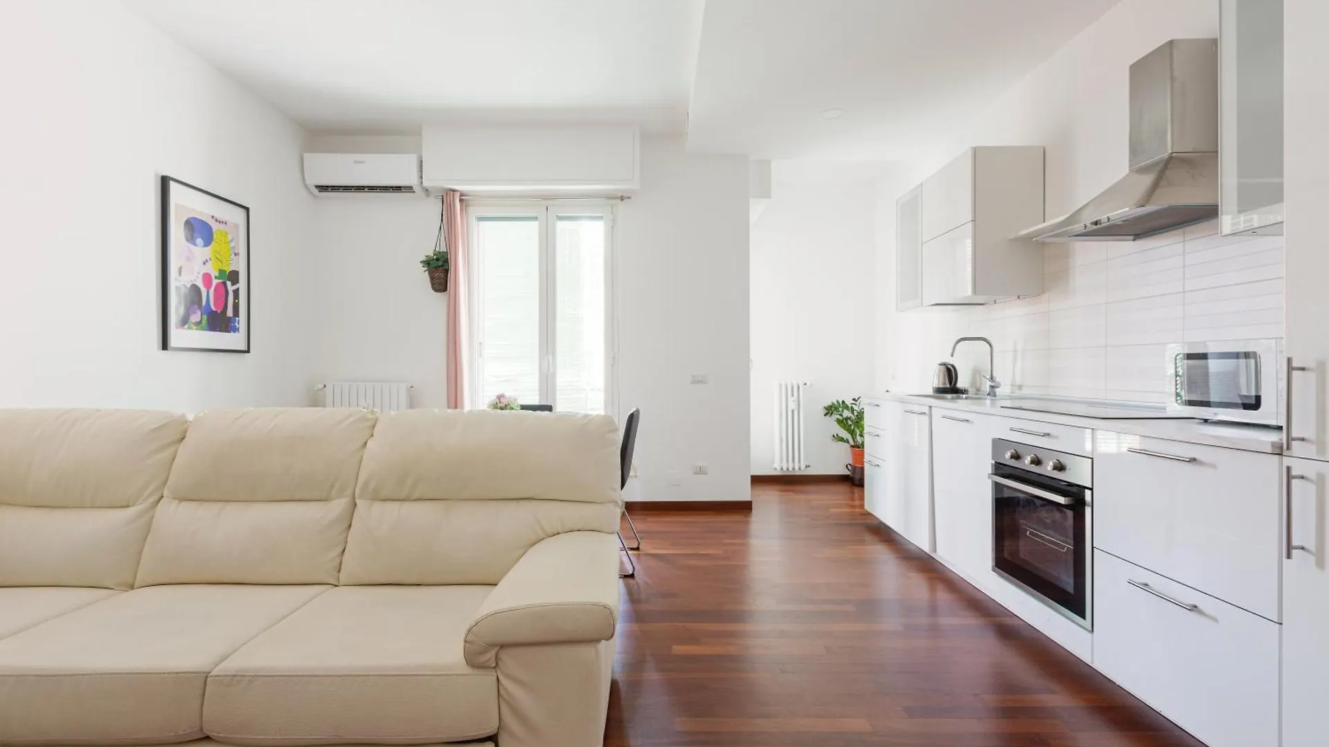 Lorenteggio Gelsomini Cozy Apartment Milan