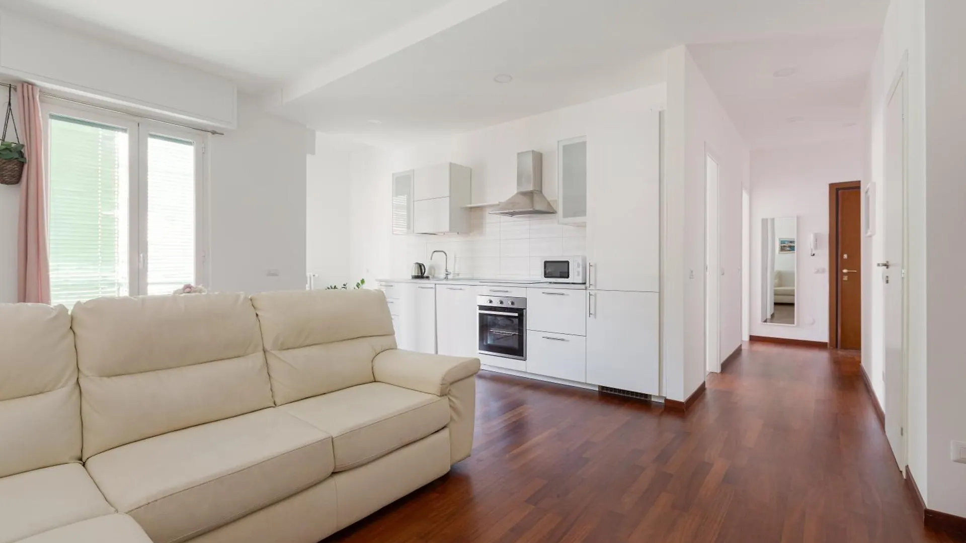 Lorenteggio Gelsomini Cozy Apartment Milan