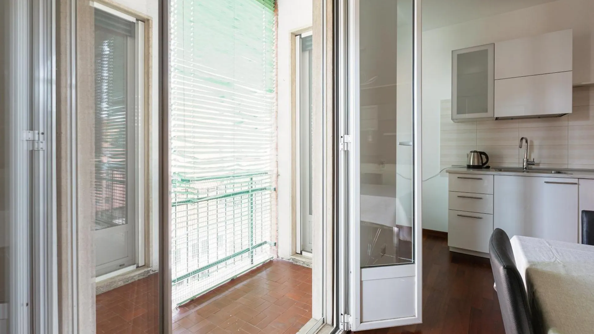 Lorenteggio Gelsomini Cozy Apartment Milan Italy